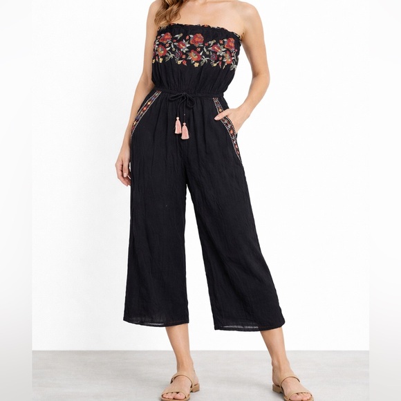 American Eagle Floral Embroidered Boho Jumpsuit Size Medium - Picture 10 of 10